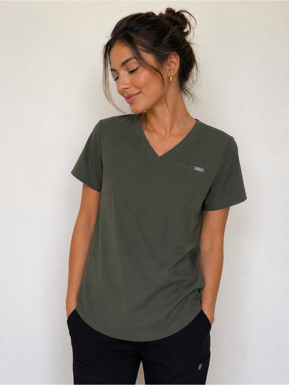 FIGS Olive Green Technical Collection Scrub Top V Neck Large Healthcare